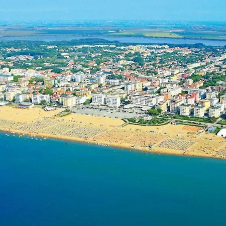 Apartman Beachfront Escape One Bedroom Flat With Ac Bibione