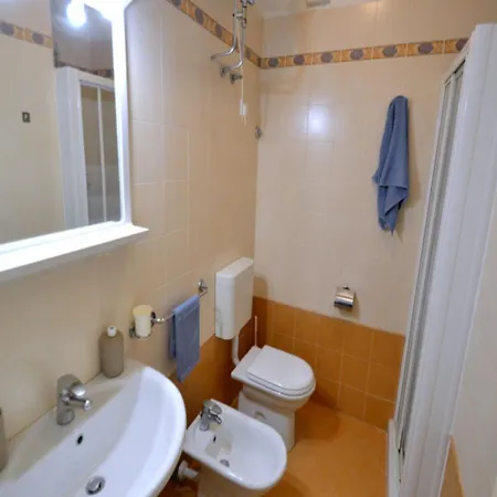 Beachfront Escape One Bedroom Flat With Ac