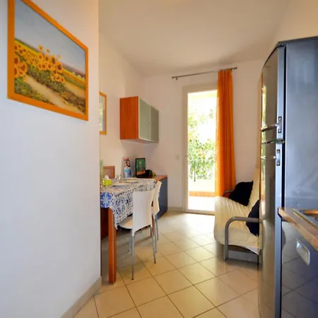 Beachfront Escape One Bedroom Flat With Ac *